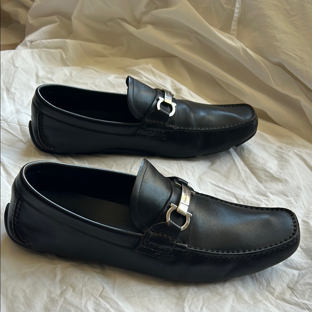 Gorgeous Salvatore Ferragamo Men's Gancini Brown Leather Driver Loafers 9 2E
